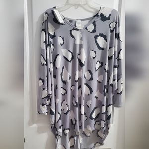 Light Grey Leopard print top
